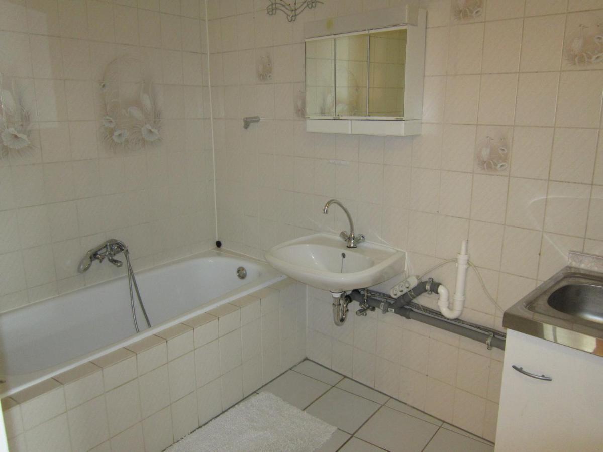 Mainzer Rad Hotel Швецинген Екстериор снимка